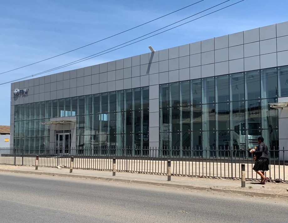 steel workshop Large span S235JR Steel for shopping mall