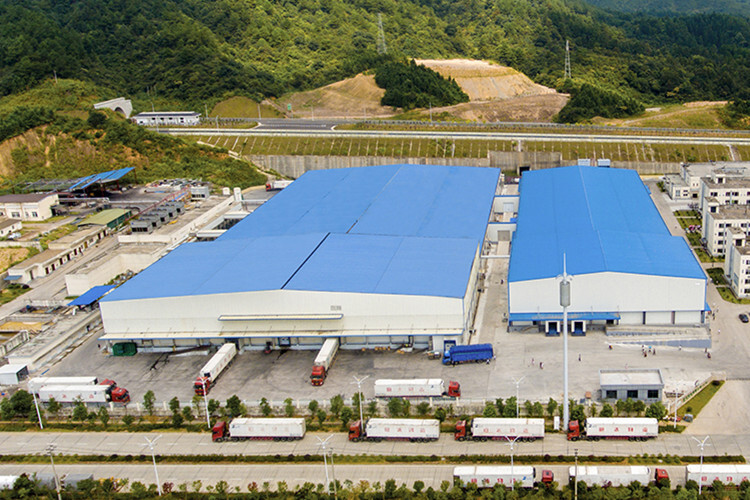 Prefabricated Metal Frame Warehouse Steel Structure With Alu-zinc Sheeting