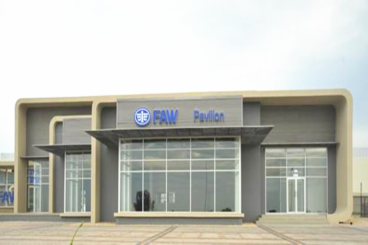 FAW Car Showroom Constructed Steel Structures and Aluminum Composite Panel 