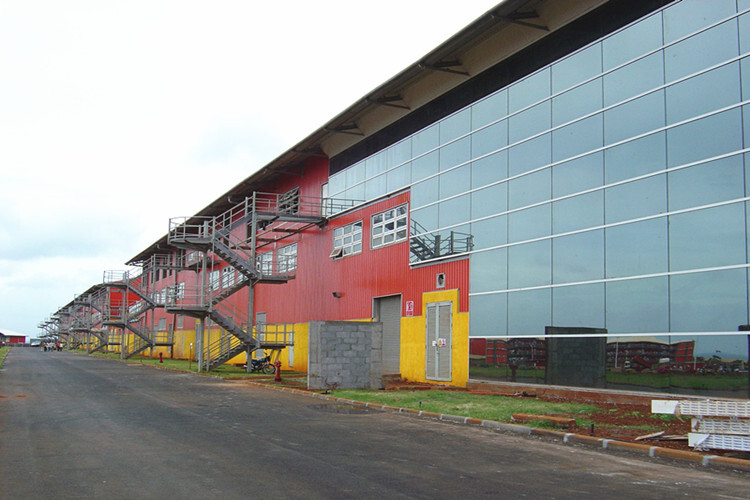 Customized Steel Structure Workshop With Glass Curtain Wall 